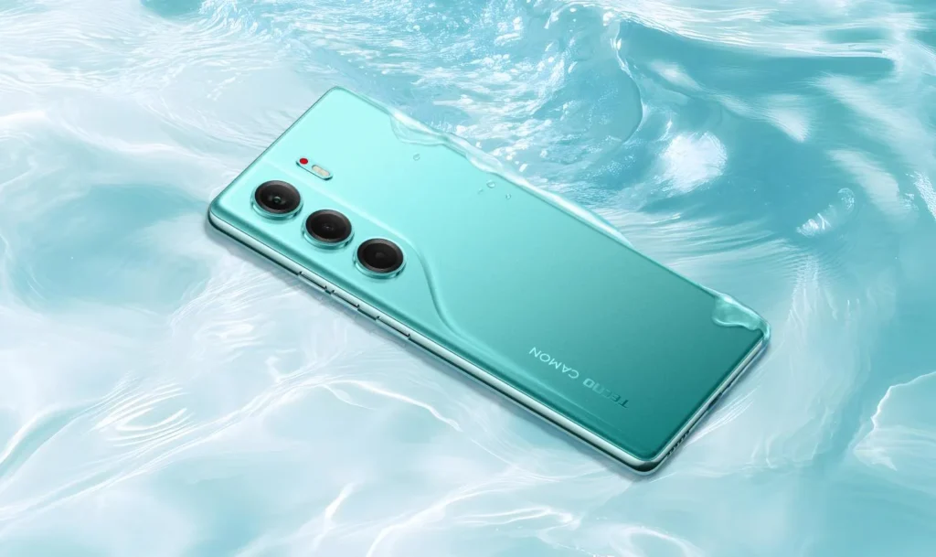 Camon-40-Emerald-Green-Rear-Design